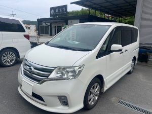 日産　セレナの車検